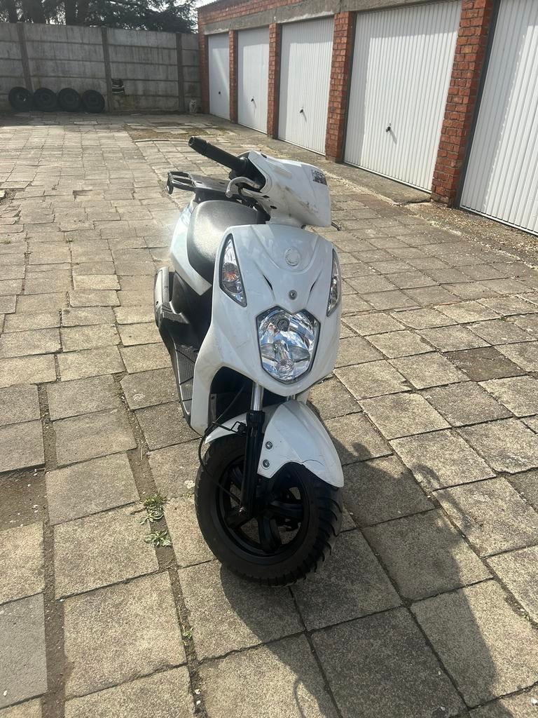 Sym xpro euro 4 klasse b, Fietsen en Brommers, Scooters | SYM, Ophalen, Zo goed als nieuw