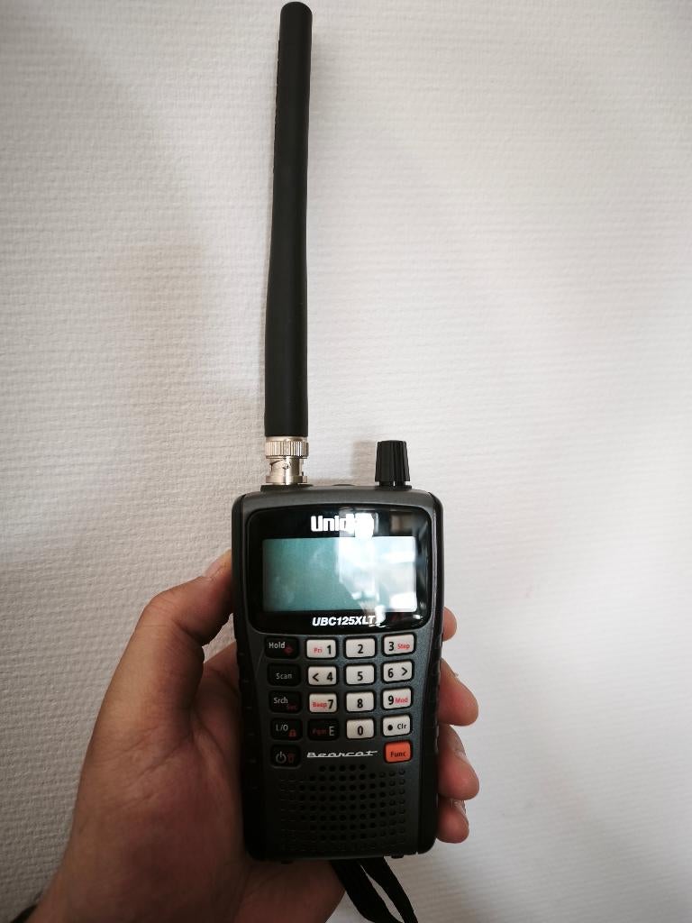 Uniden Bearcat UBC-125XLT Scanner, Ophalen, Zo goed als nieuw, 200 tot 500 kanalen, Draagbaar