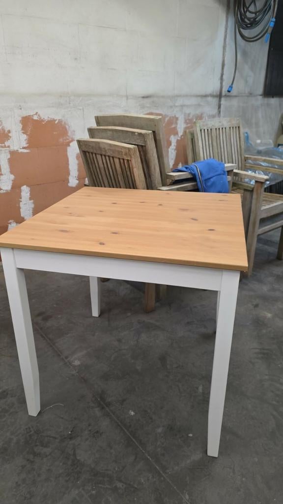 Tafel ikea met 4 stoelen, Ophalen