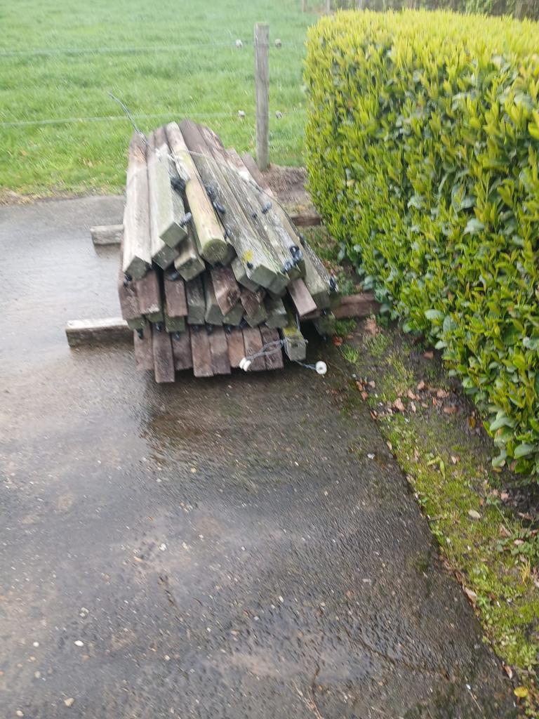 Hardhoute weidepalen, Gebruikt, Palen, Ophalen of Verzenden, Hardhout