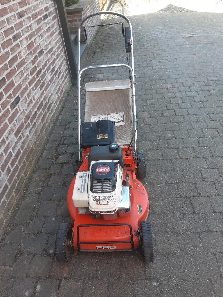 GRASMAAIER KUBOTA, Vitesses, Tondeuse rotative, Tondeuses à gazon à essence, Enlèvement