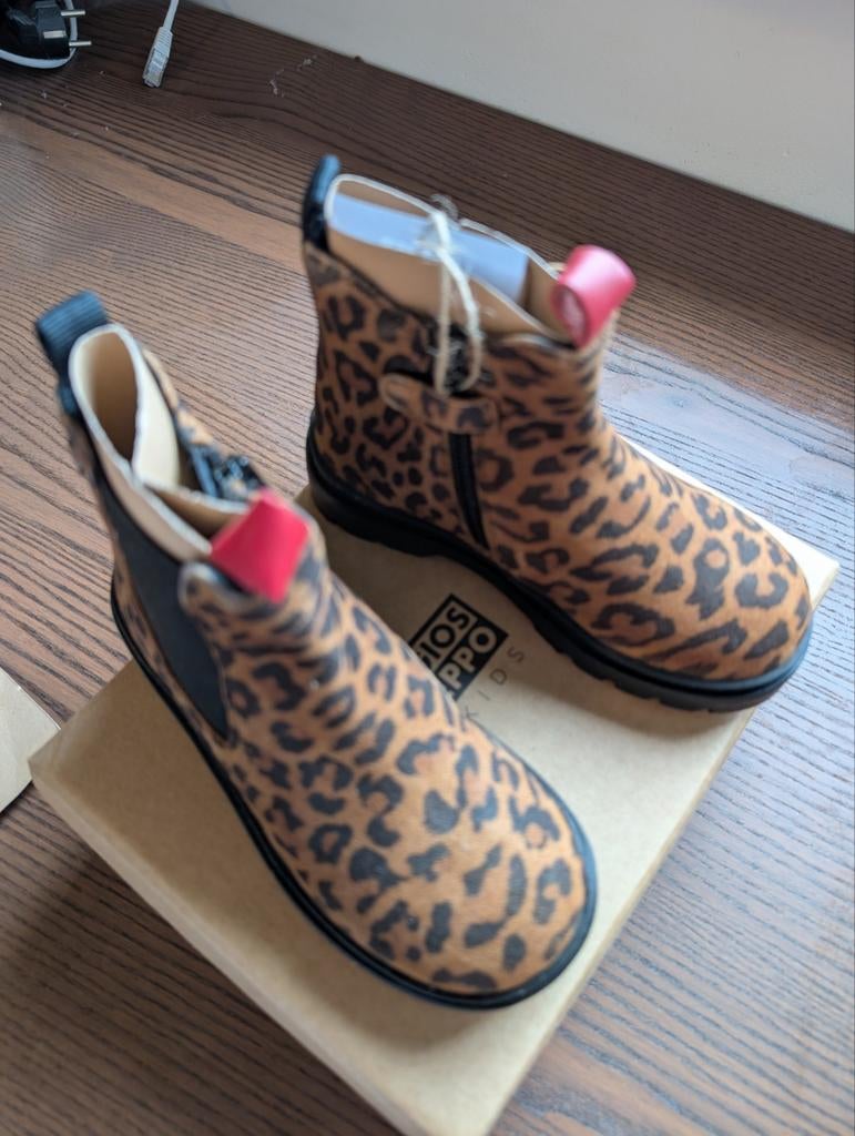 Bottes pour enfants taille 27 à imprimé tigre avec fermeture, Enfants & Bébés, Neuf, Bottes, Enlèvement ou Envoi, Fille