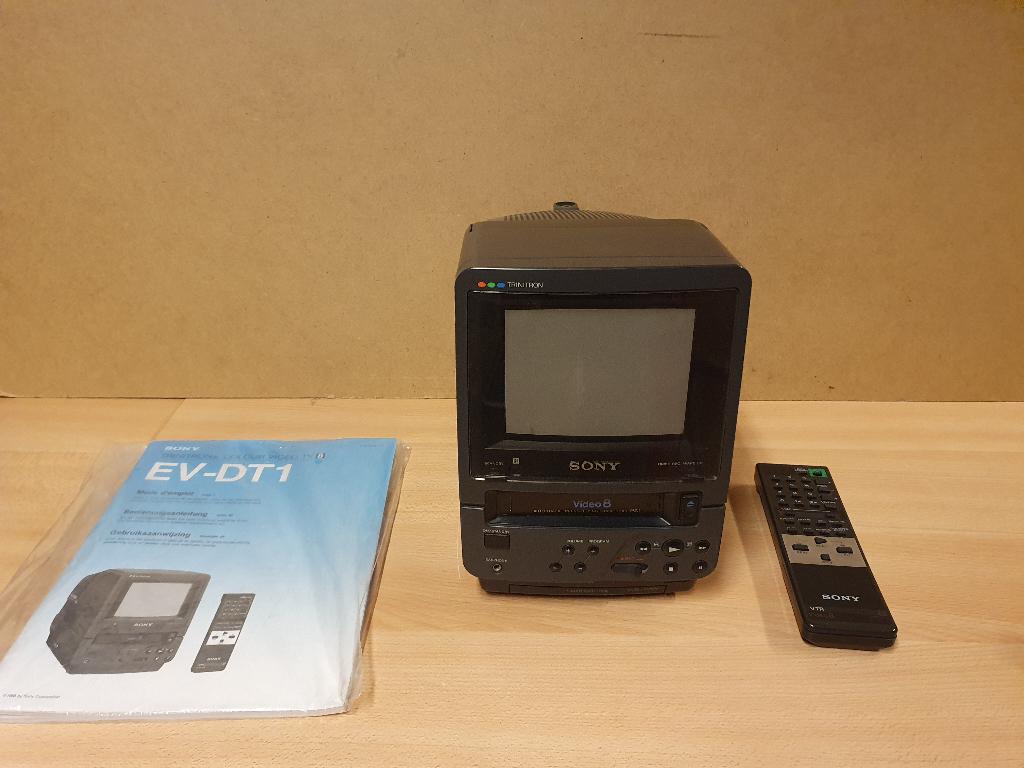 Sony Trinitron EV-DT1 | Video8 Player / CRT Television, TV, Hi-fi & Vidéo, Caméscopes analogiques, Enlèvement ou Envoi
