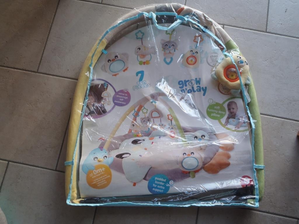 Tapis d'éveil bébé Pingouin, Enfants & Bébés, Jouets | Vêtements de jeu, Comme neuf, Enlèvement