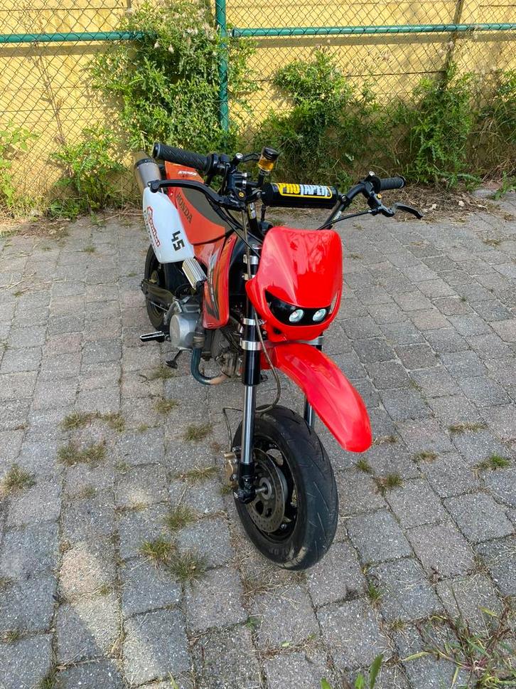 Straat legale pitbike 125cc, Fietsen en Brommers, Brommers | Crossbrommers, Gebruikt, Overige merken, Ophalen