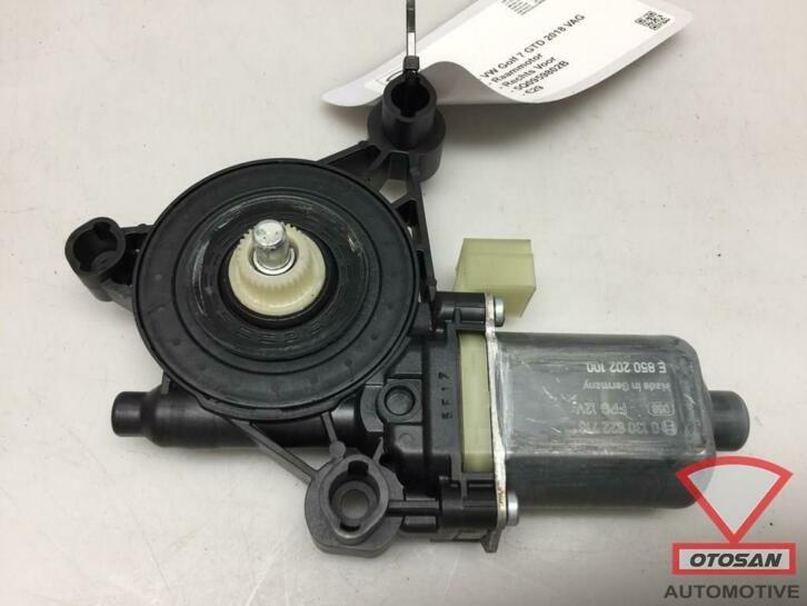 vw golf 7 gtd 2018 vag fen tre moteur avant droite 5q0959802, Autos : Pièces & Accessoires, Électronique & Câbles, Volkswagen