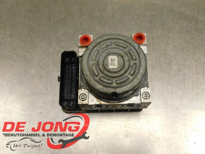 Pompe ABS d'un Volkswagen Golf, Autos : Pièces & Accessoires, Volkswagen, -, 3 mois de garantie, Utilisé