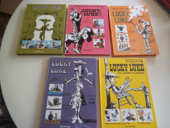 Lucky Luke Speciaal album 1 - 3 - 4 - 6 - 7, Boeken, Stripverhalen, Gelezen, Meerdere stripboeken, Ophalen of Verzenden