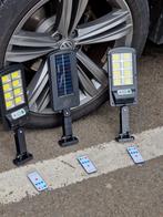 Projecteurs led solaire pour jardin terasse 33cm