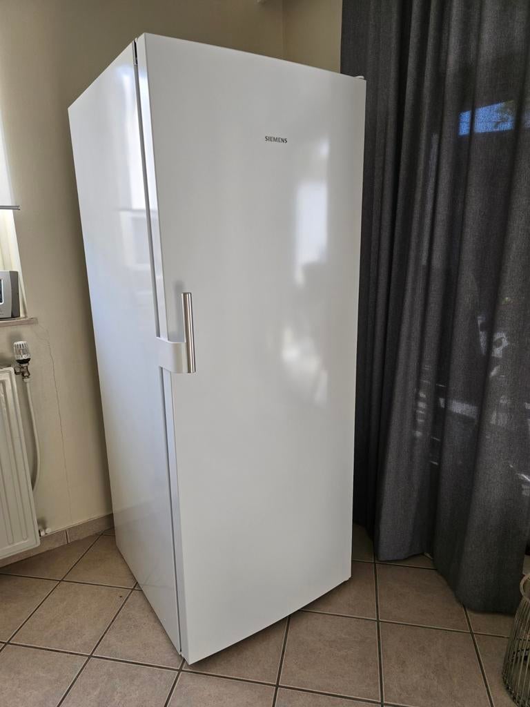 SPLINTERNIEUWE diepvries SIEMENS, Nieuw, 160 cm of meer, Ophalen, Vrieskast