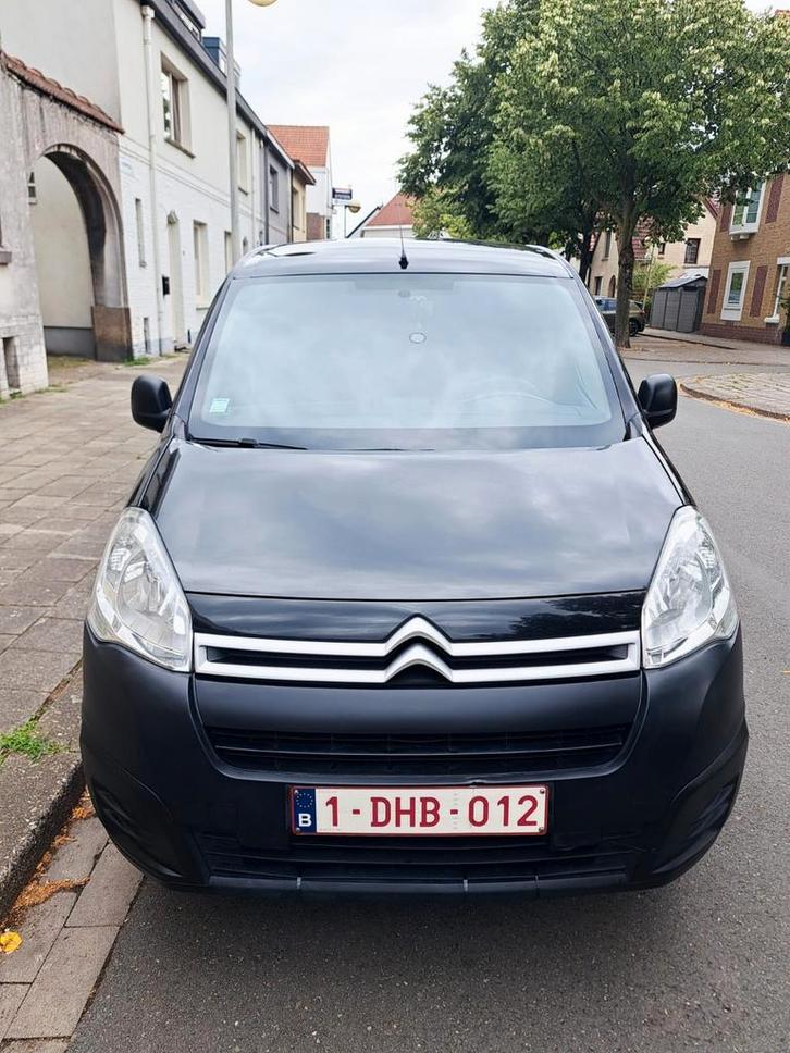 CITROËN BERLINGO 2016/BENZ/LICHTE VRACHT/GEKEURD/6000€, Auto's, Citroën, Particulier, Berlingo, Centrale vergrendeling, Elektrische ramen