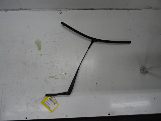 RUITENWISSERARM LINKS VOOR Opel Astra H Twin Top (L67), Gebruikt, Opel
