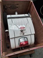 Inder aanhangwagentje, Motoren, Ophalen