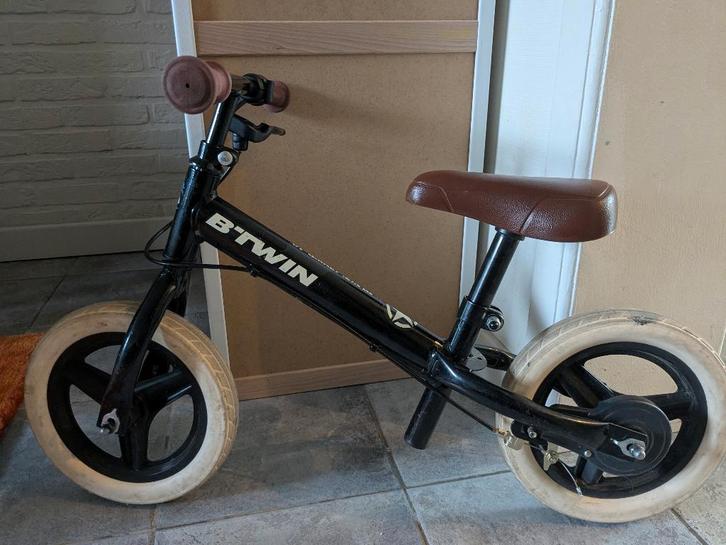 loopfiets 10 inch (2-4 jaar) B'Twin, Kinderen en Baby's, Speelgoed | Buiten | Voertuigen en Loopfietsen, Gebruikt, Loopfiets, Ophalen