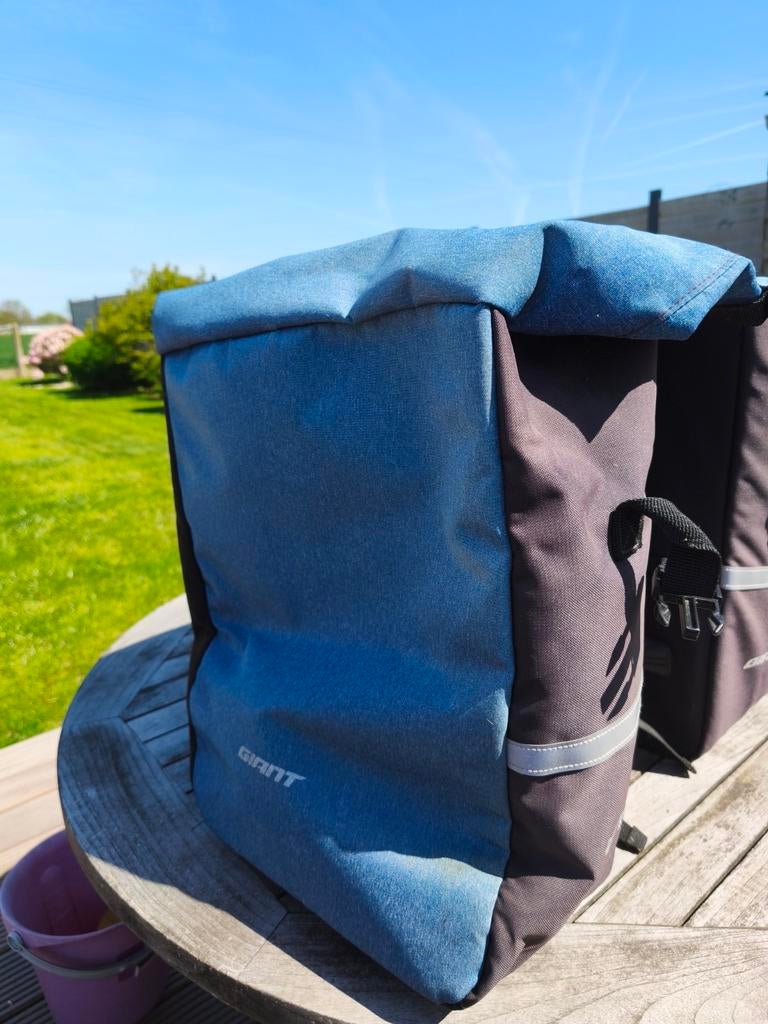 GIANT : Sac Transporter Mik Pannier 48L, Enlèvement
