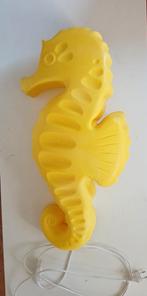 lampe ikea hippocampe, Enlèvement