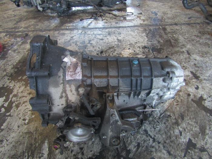 Boîte de vitesse d'un Volkswagen Passat, Autos : Pièces & Accessoires, Transmission & Accessoires, Volkswagen, Utilisé, 3 mois de garantie