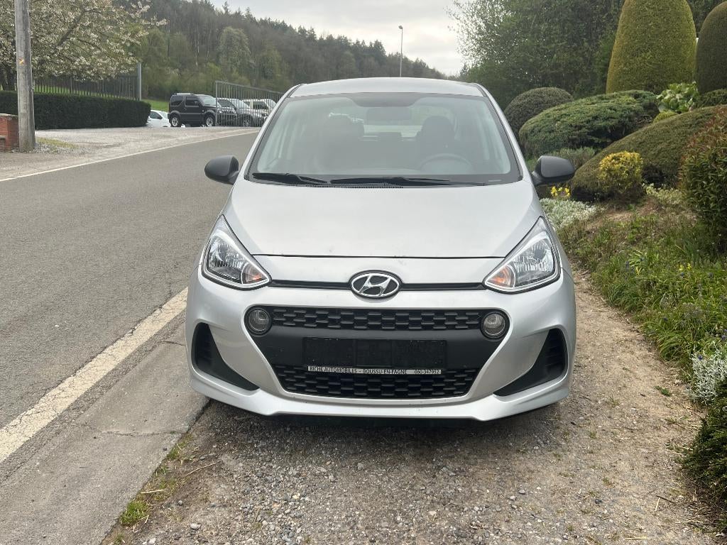 hyundai i10, Autos, Hyundai, Argent ou Gris, Achat, 998 cm³, Euro 6