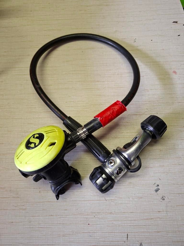 Zwembadontspanner Duiken, Ophalen