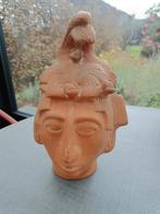 Terracotta beeld. Koning Pacal van de Maya's. Mexico., Envoi