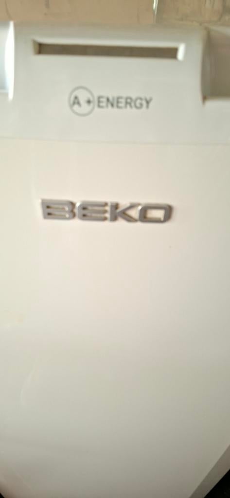 Vriezer van het merk Beko, Elektronische apparatuur, Vriezers en Diepvrieskisten, Zo goed als nieuw, Tussenbouw, Vrieskast, 120 tot 140 cm