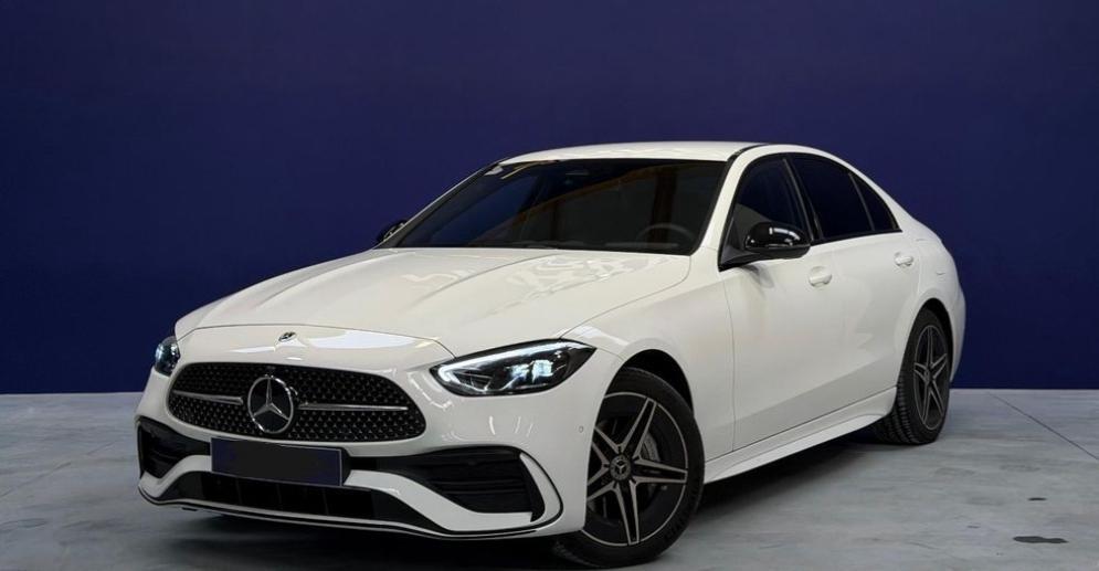 Mercedes c 300 van amg line 197+129cv QE, Auto's, Automaat, Zwart, Zwart, Leder