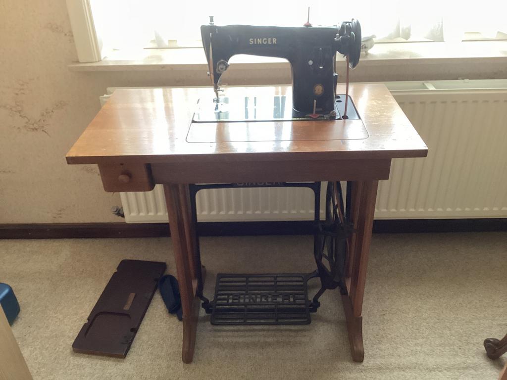 Antieke singer naaimachine, Antiek en Kunst, Antiek | Naaimachines, Ophalen