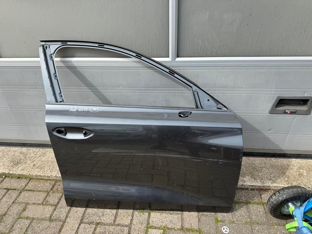 Audi A3 8Y Portier deur rechts voor, Ophalen, Voor, Audi, Deur