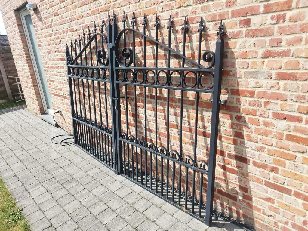 smeedijzeren poort 2m60 breed, Tuin en Terras, Tuinpoorten, Gebruikt, Draaipoort, Staal, 150 tot 200 cm, 200 cm of meer, Ophalen