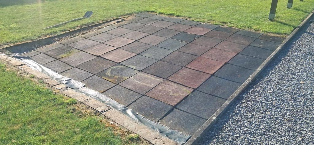 Rubbertegels  voor zwembad,  trampoline of voor speeltuig, Ophalen