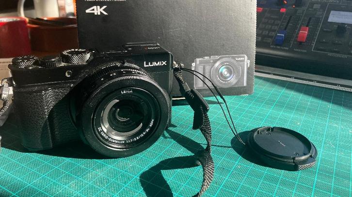 Lumix LX100 mk2 Compact camera, TV, Hi-fi & Vidéo, Appareils photo numériques, Comme neuf, Compact, Autres Marques, Moins de 4 fois