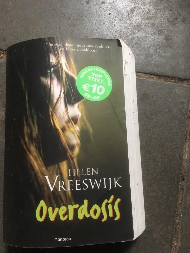 Helen Vreeswijk - overdosis, Boeken, Thrillers, Ophalen of Verzenden