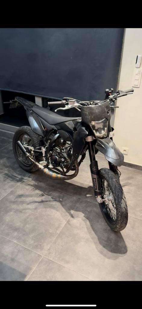 sherco smrs, Fietsen en Brommers, Brommers | Crossbrommers, 6 versnellingen, Zo goed als nieuw, 50 cc, Ophalen