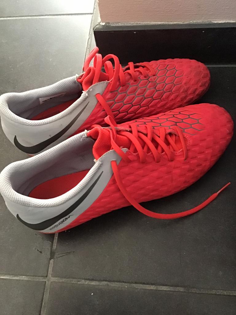 Maat 44, Sports & Fitness, Football, Enlèvement, Comme neuf