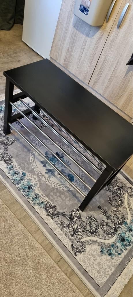 Étagère à chaussures IKEA TJUSIG (noire), Enlèvement, Utilisé