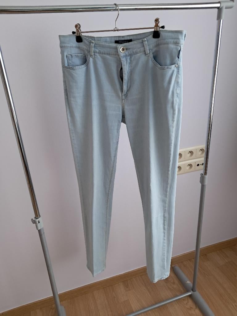 Lichtblauwe jeans Gardeur maat 40, Kleding | Dames, Spijkerbroeken en Jeans, Blauw, Ophalen of Verzenden, Zo goed als nieuw, W30 - W32 (confectie 38/40)