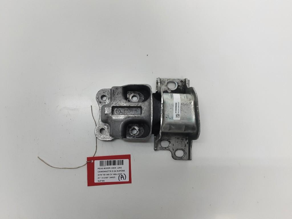 SUPPORT BOITE DE VITESSES Peugeot Boxer (U9) (01393896080), Autos : Pièces & Accessoires, Mevr. I. Hauben, Utilisé, Rue de l'Espoir 34 34
4030  GRIVEGNÉE, BE