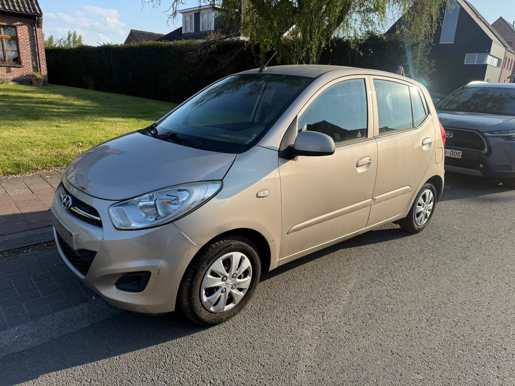 Hyundai I10, bwj 2011, 1.0 benzine, 71.200km, Autos, Achat, Boîte manuelle, Autres couleurs, Noir