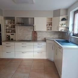 Cuisine équipée Ixina mise aux enchères, Maison & Meubles, Cuisine | Cuisines complètes, Utilisé, Cuisine d'angle, Blanc, Bois