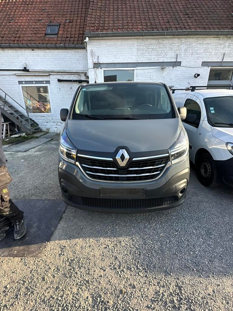 Renault Trafic 2020, Voorwielaandrijving, Stof, 4 cilinders, 5 deurs