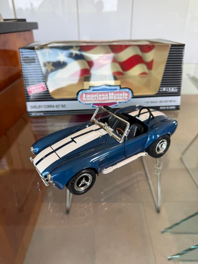 ERTL American Muscle 1965 Shelby Cobra 427 S/C 1:18 nickel, Enlèvement ou Envoi, Comme neuf, Voiture, ERTL
