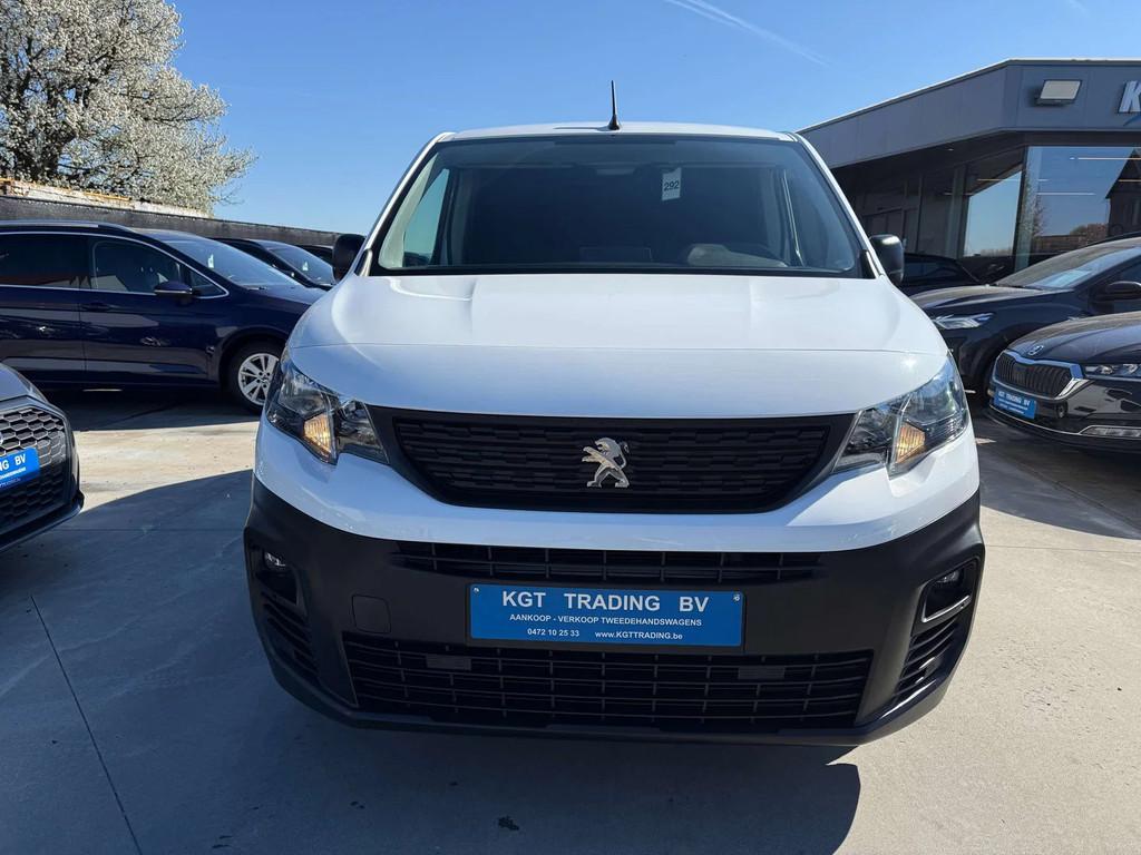 Peugeot Partner 1.2i 110PK NAVIGATIE DAB CARPLAY BLUETOOTH A, Stof, Gebruikt, 1199 cc, https://public.car-pass.be/vhr/438eced0-cea1-4876-8878-8fd8086c07a1
