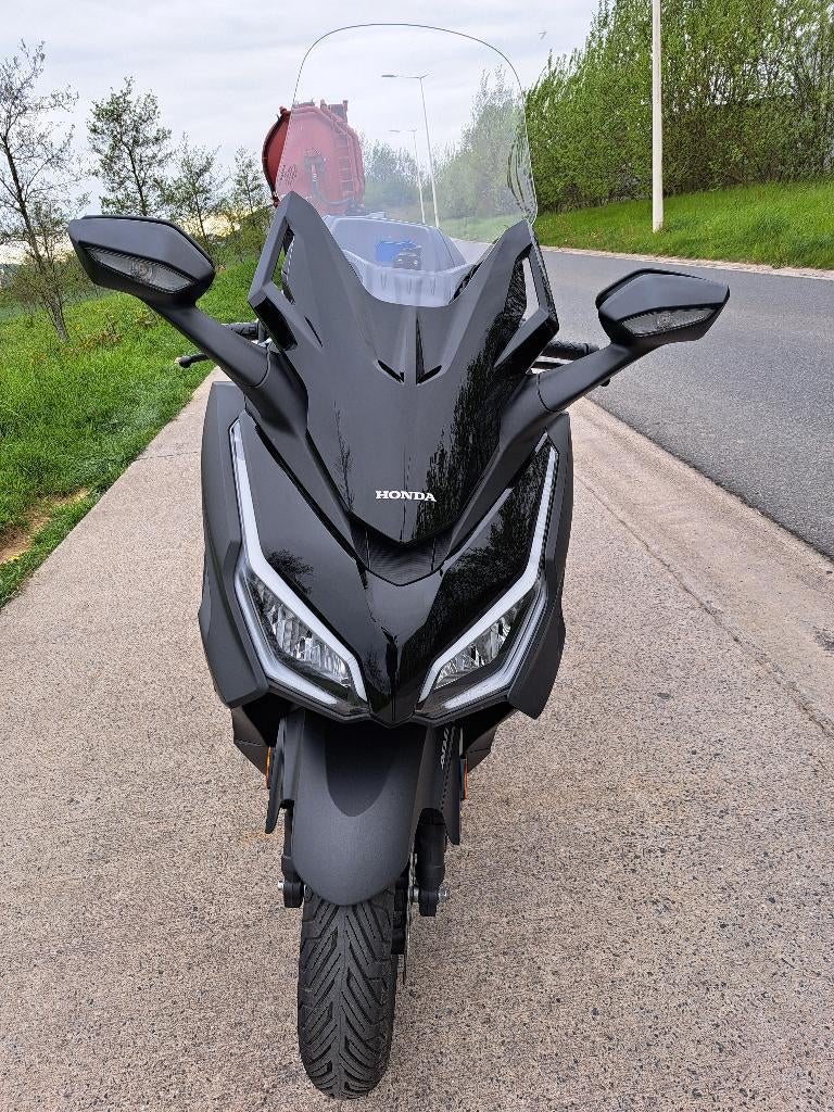Honda Forza 125 cc, Motos, Motos | Honda, Particulier, Scooter, jusqu'à 11 kW, 1 cylindre, Permis Moto A1 minimum, ABS, Éclairage LED