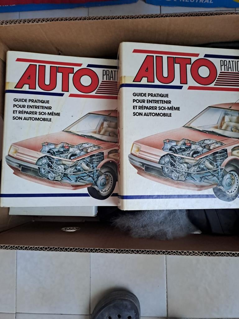 Livre mécanique et carrosserie, Livres, Autos | Brochures & Magazines, Enlèvement