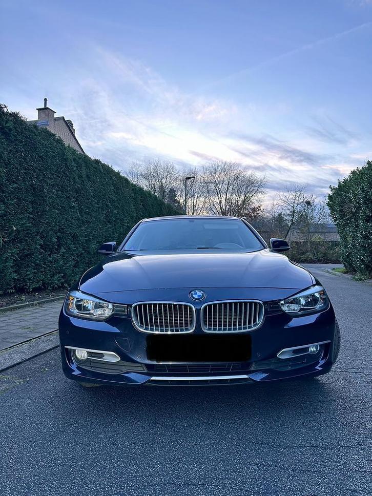 BMW 3 Luxury Line Automatique 73 000 km, Autos, BMW, Particulier, Série 3, Air conditionné, Essence, Euro 6, Berline, 5 portes