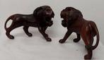 Statues de lion anciennes en bois, Antiquités & Art, Envoi