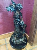 Brons + marmer. Auguste Moreau - De terugkeer van de velden, Antiek en Kunst, Ophalen, Brons