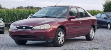 Ford Mondeo - 1.6 essence - 117 000 km