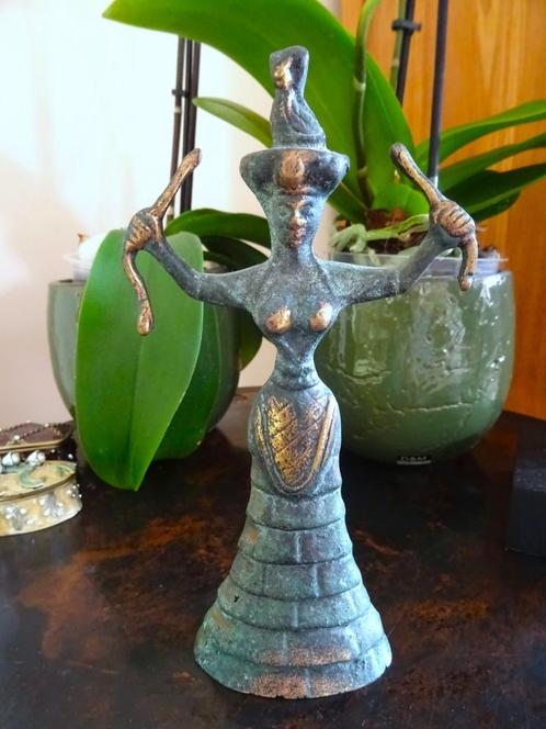 Brons. Minoïsche slangengodin (Kreta, Griekenland), Antiek en Kunst, Antiek | Brons en Koper, Brons, Ophalen of Verzenden