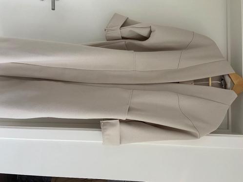 Jassen, blazer t-shirts jogging, Kleding | Dames, Jasjes, Kostuums en Pakken, Nieuw, Jasje, Maat 42/44 (L), Beige, Ophalen